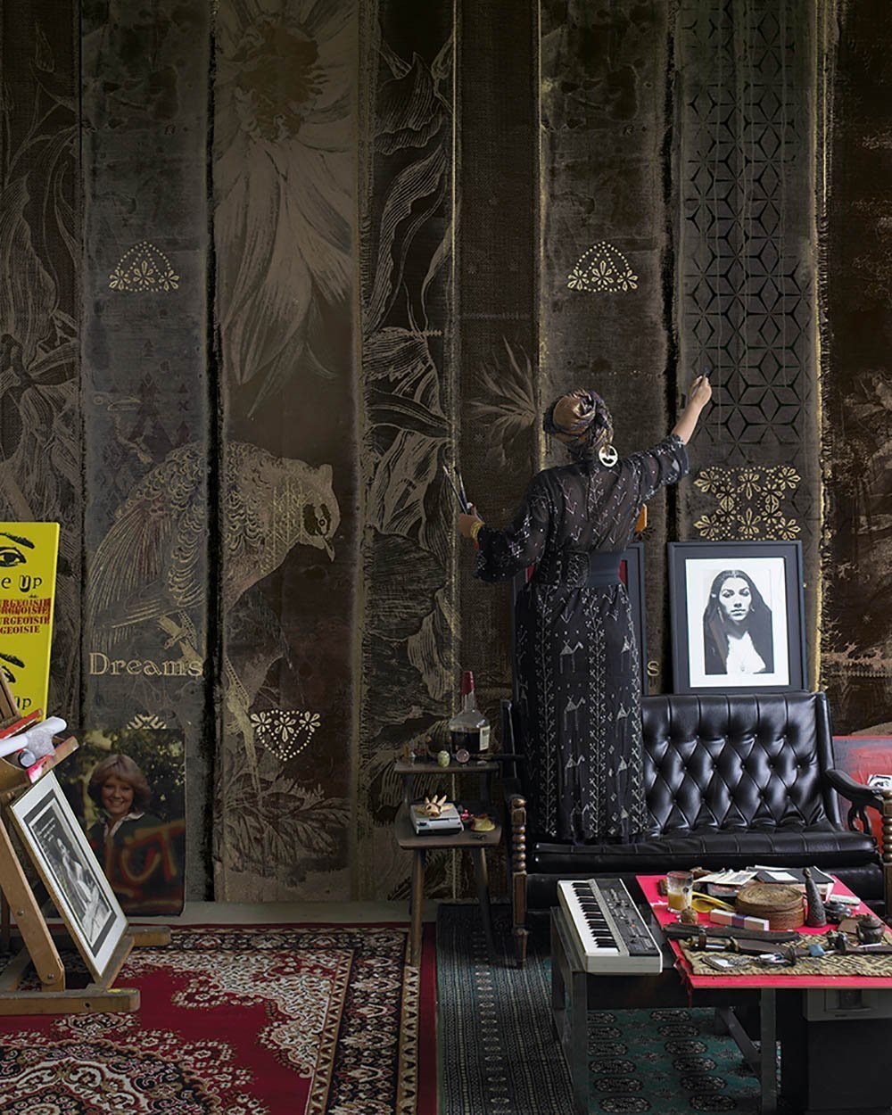 The Art of Knowledge in Black - Cobalt - MU12088 - Digital Print - Muance - Kube Contract